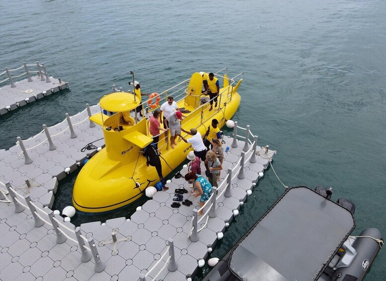 Picture 10 for Activity Zanzibar : The Sunset Cruise Submarine Tour