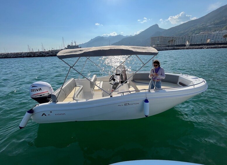 Amalfi coast tour with skipper from Salerno to Positano