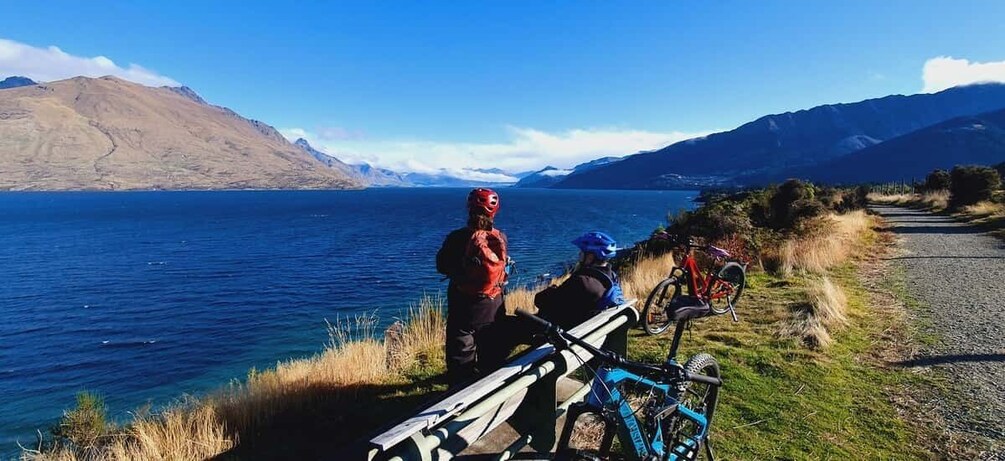 Picture 4 for Activity Guided Scenic E-bike Tour - Ride to the Lake