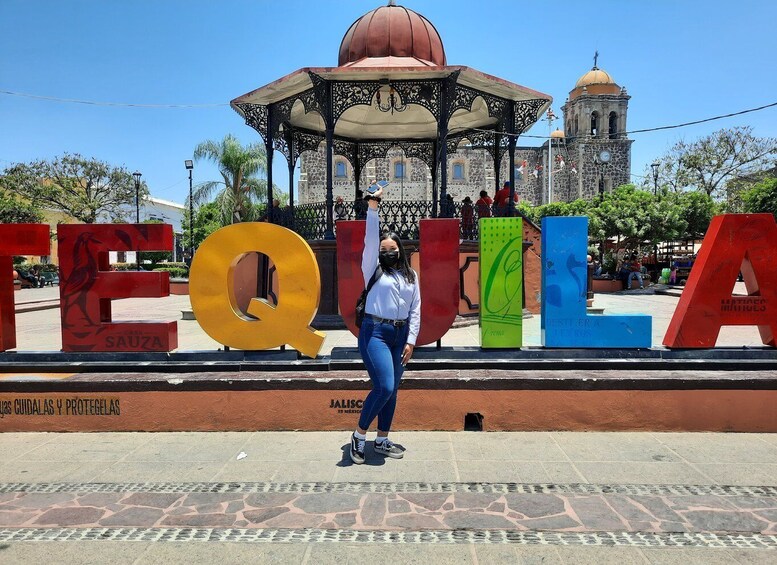 From Guadalajara: Town of Tequila & Jose Cuervo Factory Tour