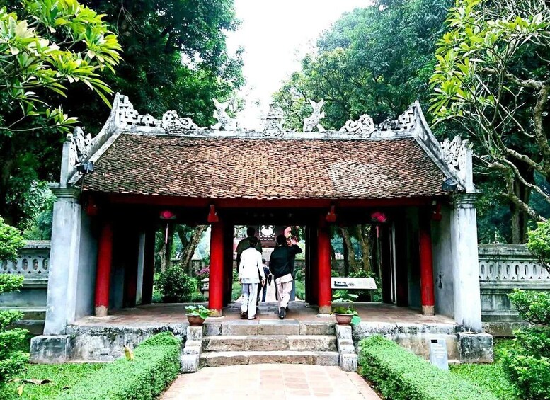 Picture 2 for Activity Hanoi: Private Museum, History and Mausoleum Tour