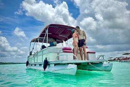 Tour to Chacchoben Ruins and boat tour in Bacalar