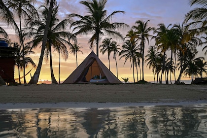 Romantic camping in San Blas Islands
