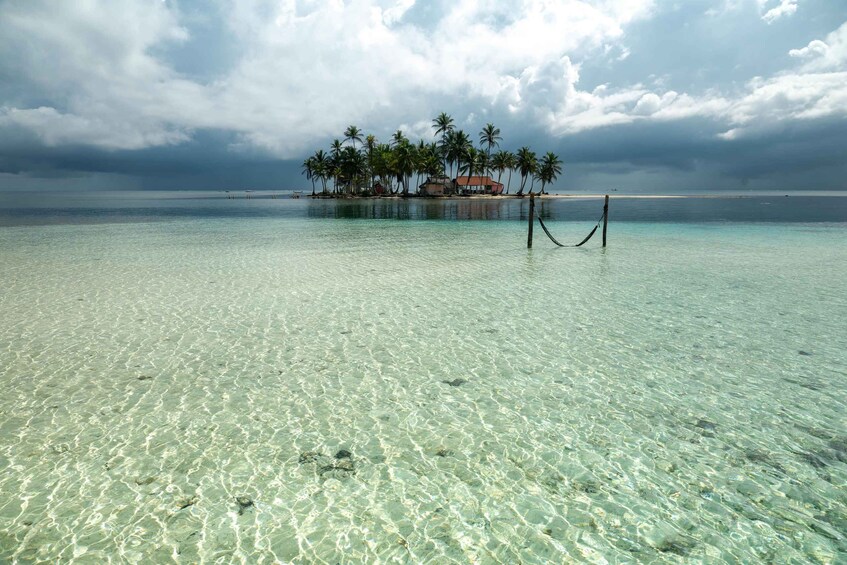 Picture 15 for Activity Romantic camping in San Blas Islands