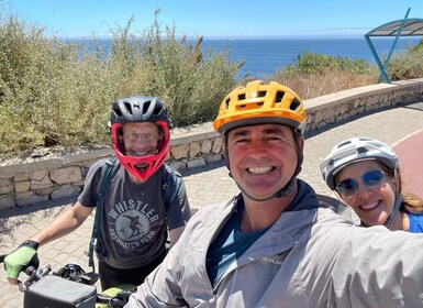 Recorrido en bicicleta eléctrica por el pueblo de Cascais: deslízate por co...