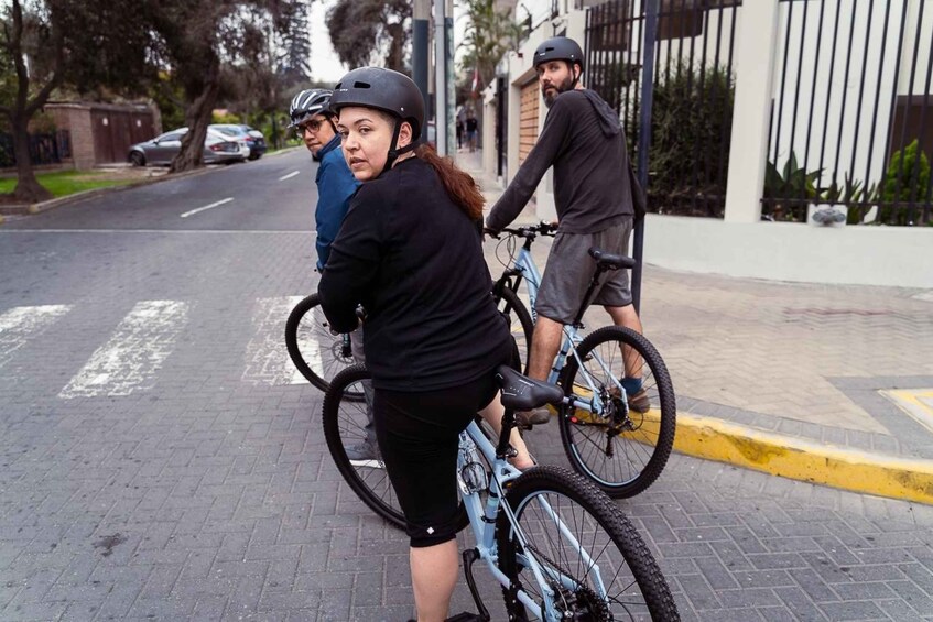 Picture 3 for Activity Lima: City biking