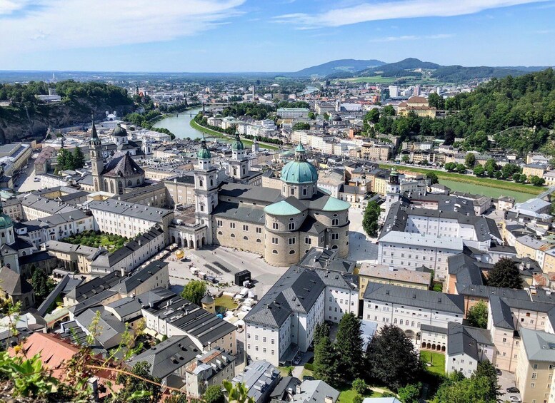 Picture 1 for Activity Salzburg: Tour with Private Guide
