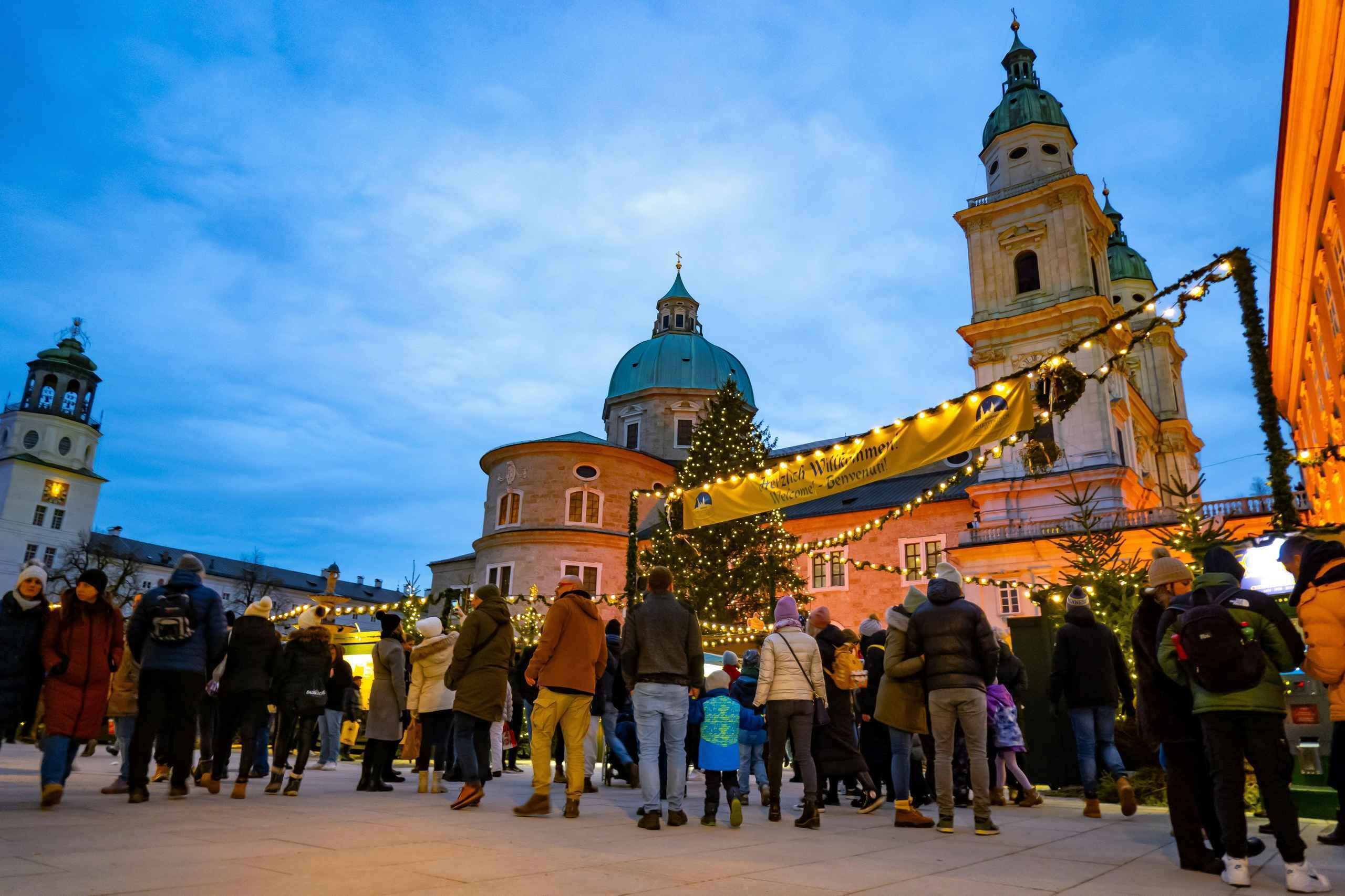 Sound of Music & Christmas Magic: Private Salzburg Tour