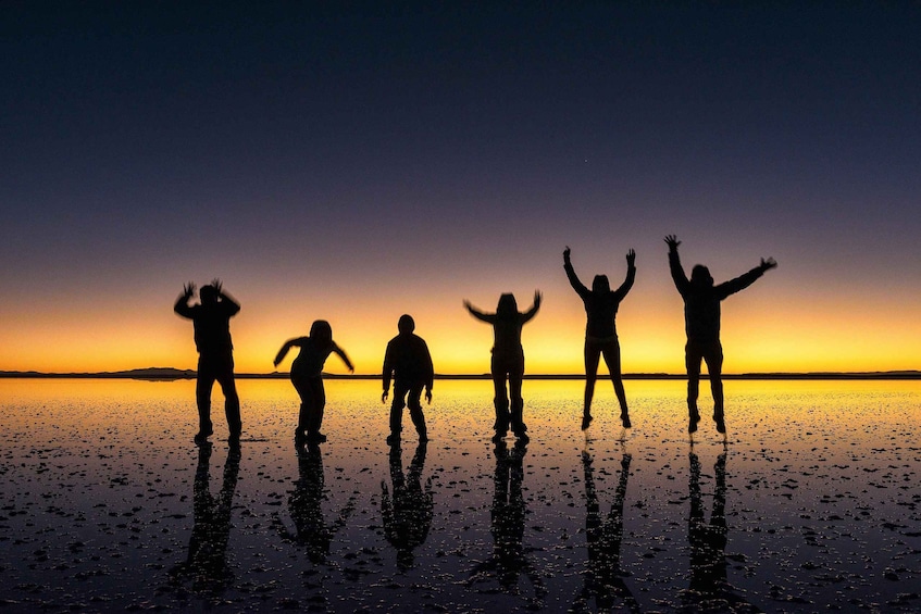 Picture 6 for Activity Private Service Salar de Uyuni: Night of Stars and Sunrise