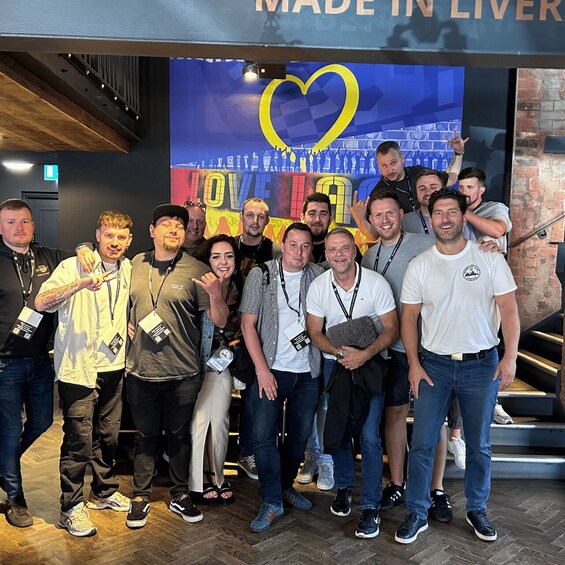 Liverpool: Brewery Bus Tour with Beer Tasting and Pizza