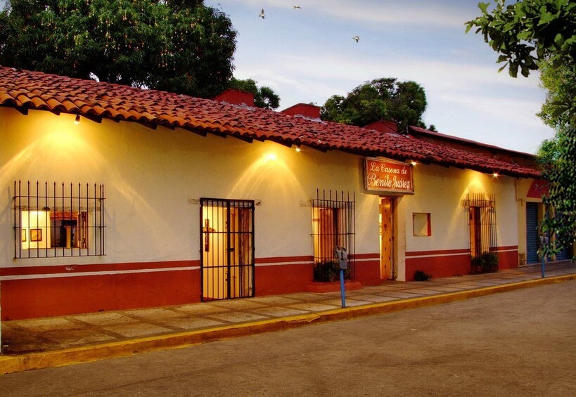 Picture 8 for Activity *Acapulco Walking Tour San Diego Fort Museum & Cliff Divers