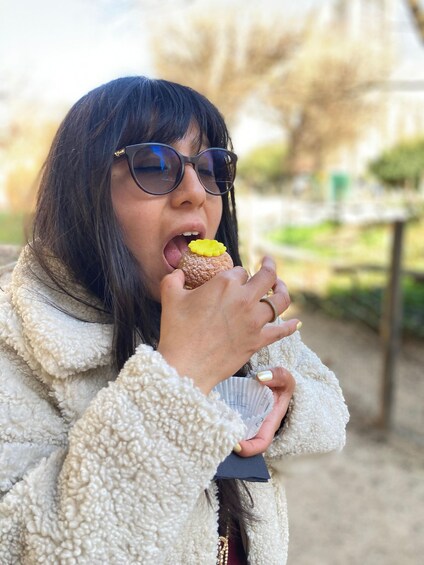 Bordeaux: Chocolate & Pastries Food Tour | 6+ Tastings