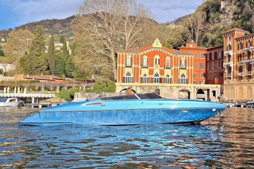 Grand Tour, luxury private speedboat at Lake Como 2h to 4h tour