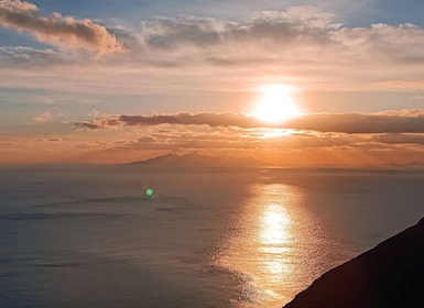 Santorini: visita guiada privada al amanecer con vista al amanecer