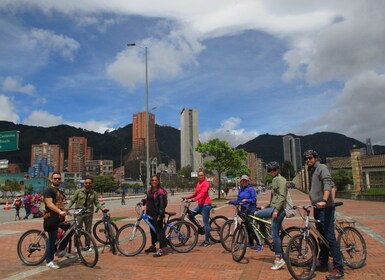 Bogotá: Visita guiada en bicicleta