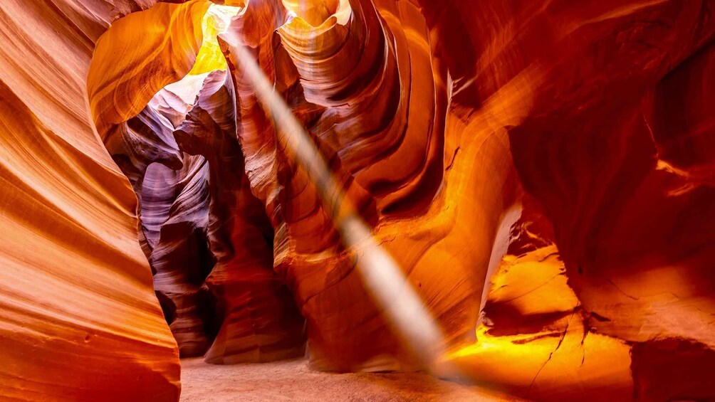 Picture 1 for Activity Page: Upper Antelope Canyon Tour with Navajo Guide