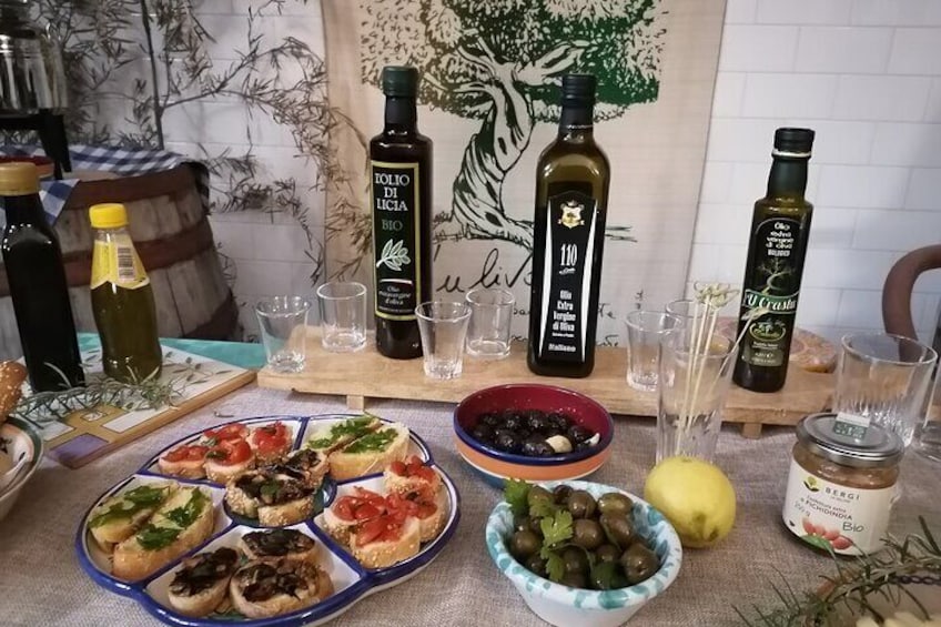 Sicilian olive oil and flavors tour near Cefalù