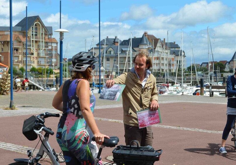 Picture 2 for Activity Visite guidée à vélo à Cabourg & Dives-sur-Mer en français