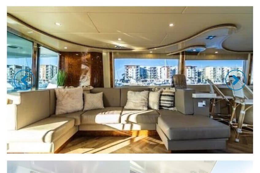85 ft Luxury Yacht Rental in Newport Beach