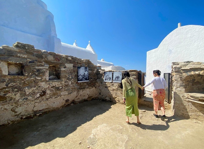 Picture 8 for Activity Mykonos: Old Town Self-Guided Game & Tour