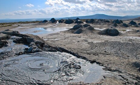 From Baku: Gobustan, Mud Volcanoes & Mosque Private Tour