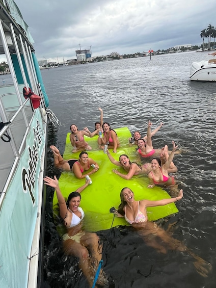 4 Hour Fort Lauderdale: Waterway and Sandbar Cruise