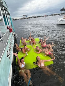 4 Hour Fort Lauderdale: Waterway and Sandbar Cruise