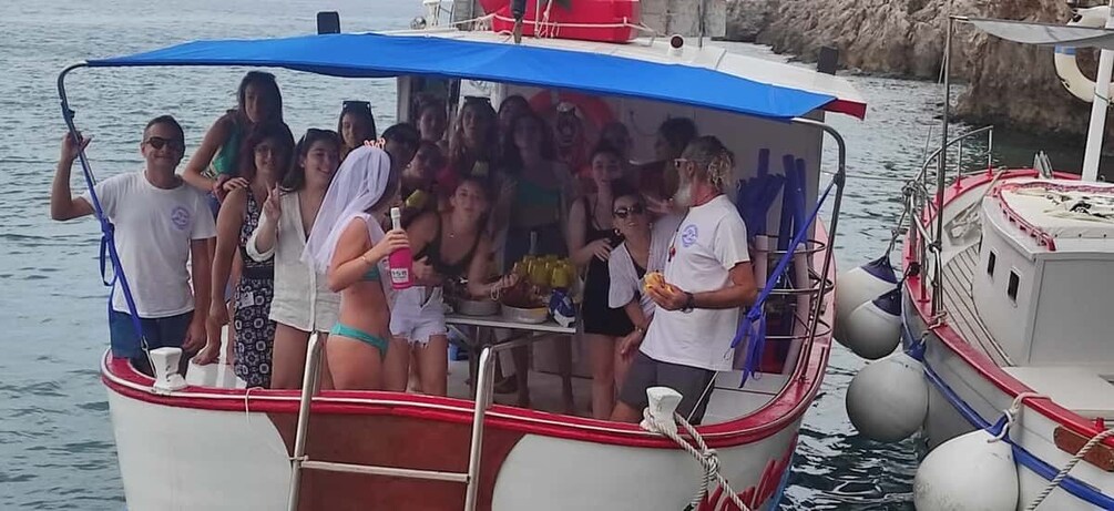 Picture 22 for Activity Sperlonga: Private Boat Tour to Gaeta with Pizza and Drinks