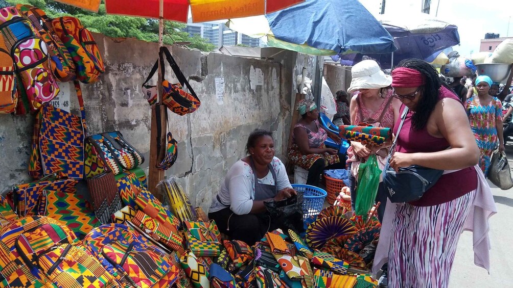 Picture 5 for Activity Makola Market Walking Tour