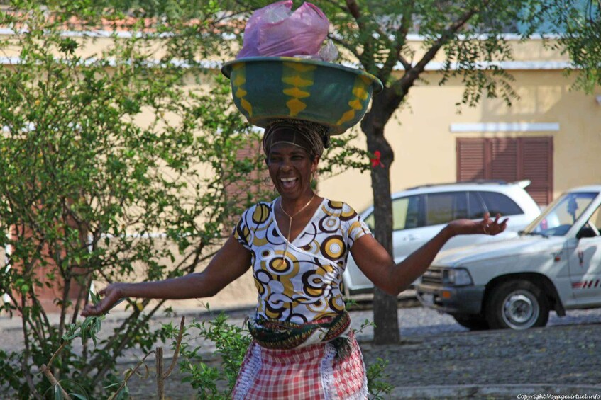 Picture 3 for Activity Praia: Guided City Sightseeing Tour