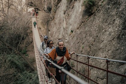 Granada: recorrido guiado de senderismo por la tarde por Los Cahorros