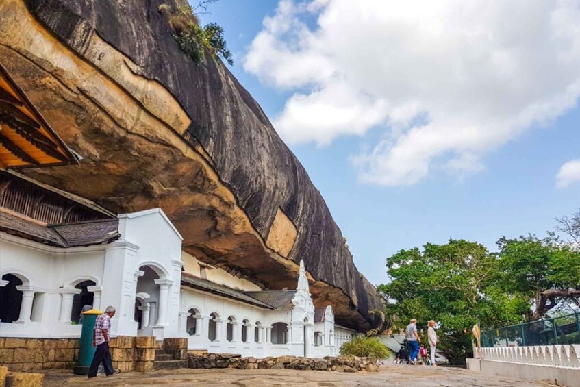 Picture 2 for Activity All Inclusive Sigiriya and Dambulla Day Tour from Colombo