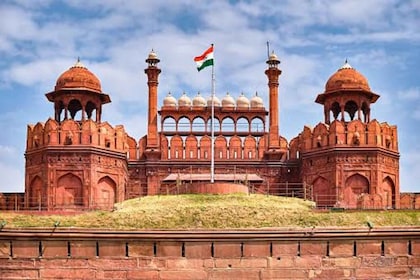 New Delhi: Red Fort Entry Ticket With Tour Option