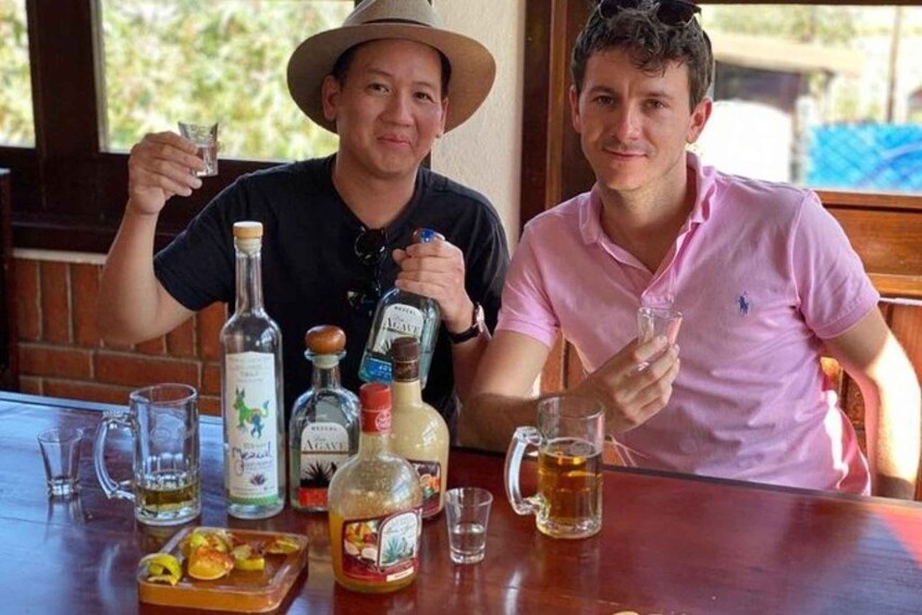 Oaxaca: Tlacochahuaya, Mezcal and Teotitlán del Valle Tour