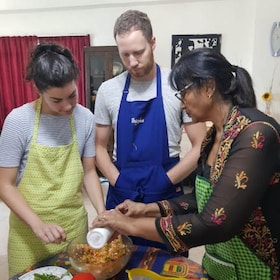 Cooking Classes With Local Family In Jaipur at Host Home