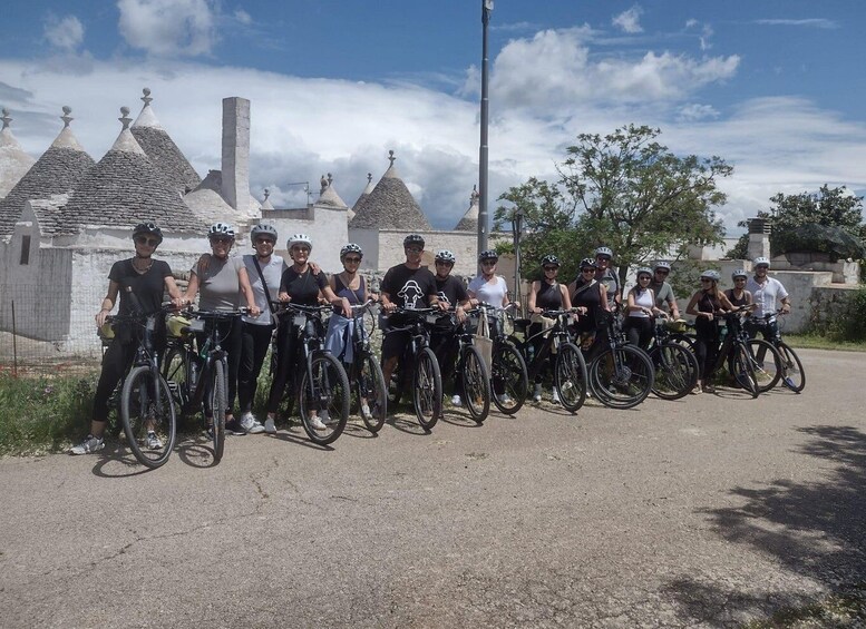 ebike tour: the villages of Valle d'Itria and typical food