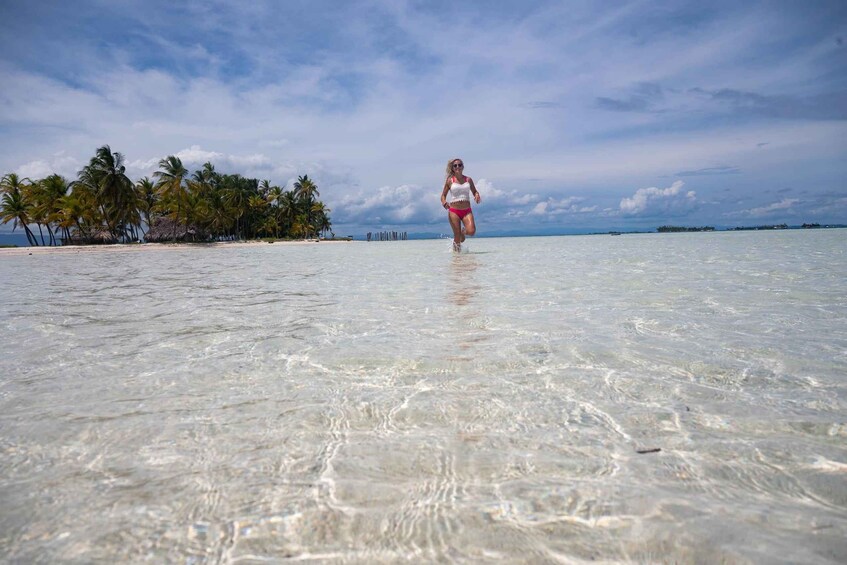 Picture 3 for Activity From Panama city: Private Day tour to San Blas Islands