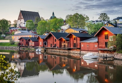 Helsinki and Porvoo Tour with Food tasting