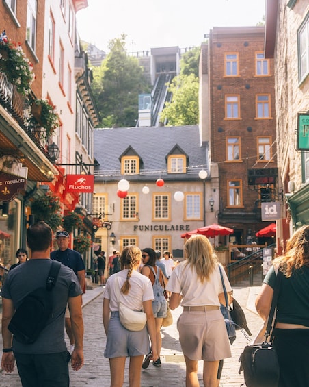 Quebec City Private Walking Tour with Funicular Ride
