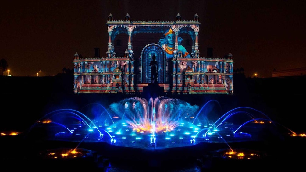 Picture 4 for Activity New Delhi: Akshardham Exhibition, Light and Water Show Tour