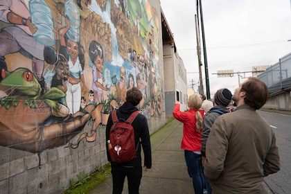 Calgary: Street Art & Craft Beer Walking Tour w/ Tastings