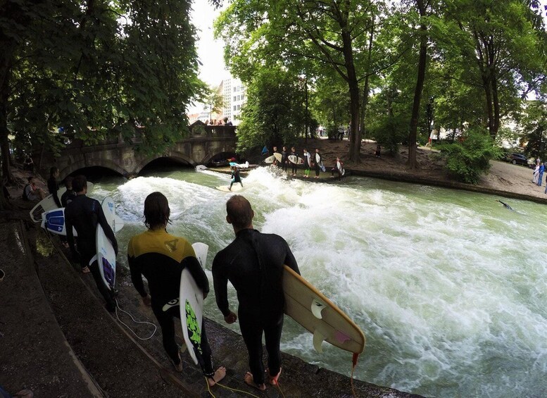 Picture 6 for Activity Munich: Eisbachwelle River Surfing Experience