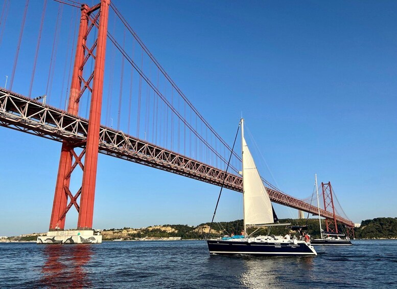 Picture 1 for Activity Lisbon: Tagus River Sunset Cruise with Drinks