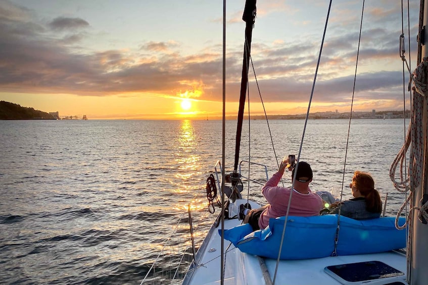 Picture 13 for Activity Lisbon: Tagus River Sunset Cruise with Drinks