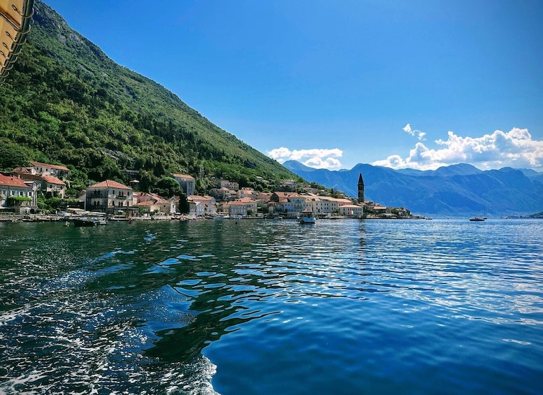 Dubrovnik: Private Tour to Montenegro - Kotor & Perast