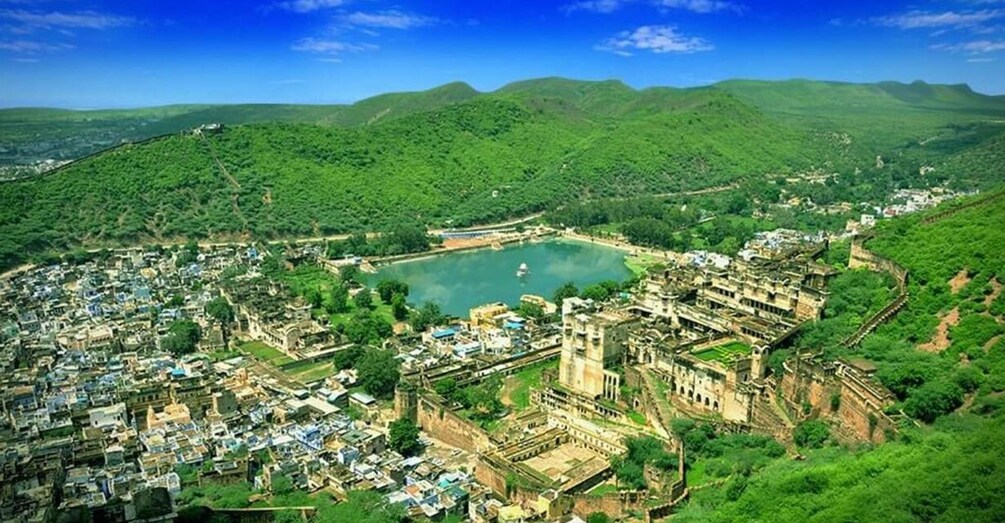 Picture 2 for Activity 2 Days Bundi Private Tour From Jaipur With Pottery & Crafts