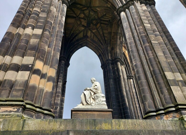 Picture 5 for Activity Private Discovery Tour: Edinburgh's Strange & Secret History