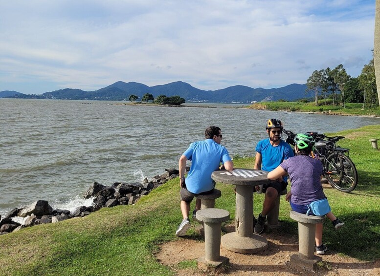 Picture 5 for Activity Bike Tour in Florianopolis - Sunset, Photography and Snacks