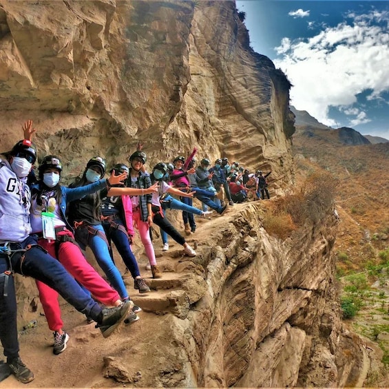 Picture 3 for Activity Lima: Cañon de Autisha | Explore the Center of the Earth