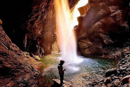 Cañon de Autisha - Explore the Centre of the Earth